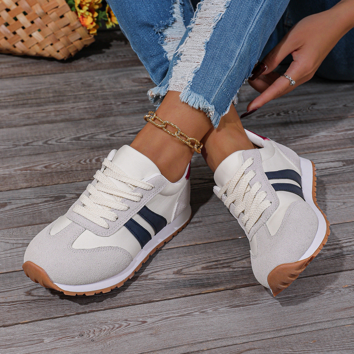Fashionable and Versatile Travel Running Shoes, Breathable Cloth Lightweight Sports Shoes